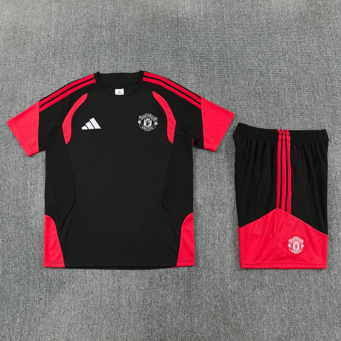 26-27 Man Utd High Quality Training Short Suit