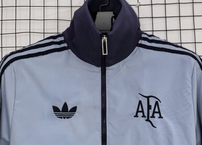 24-25 Argentina Retro Windbreaker
