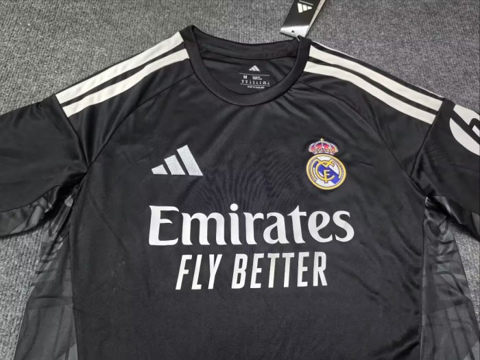 26-27 Real Madrid Black GoalKeeper Fans Soccer Jersey