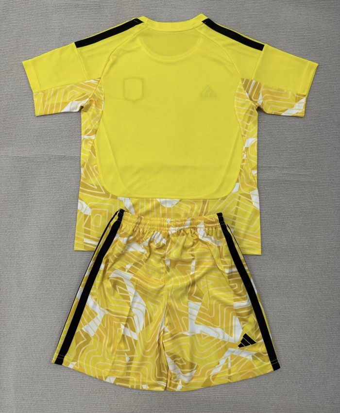 26-27 Aston Villa Yellow GoalKeeper Adult Suit