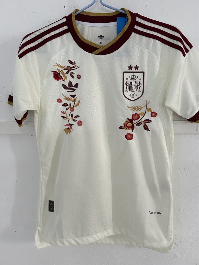 2026 Spain Embroidered Version Soccer Jersey (With 2 Star)*两颗星