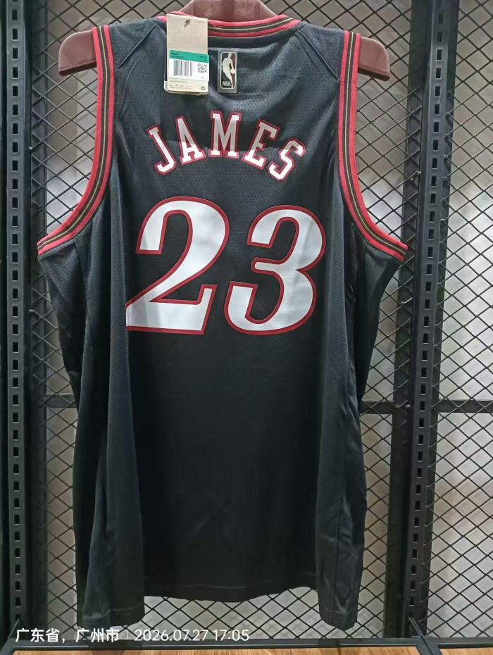 25-26 Philadelphia 76ers, LeBron James, #23