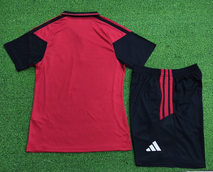 26-27 Manchester United High Quality Player Version Half Pull Training Short Suit (球员套装)