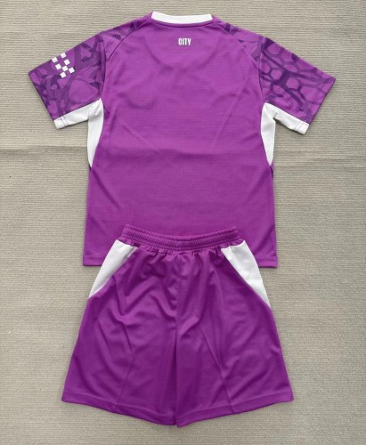 26-27 Manchester City Pink Goalkeeper Adult Suit