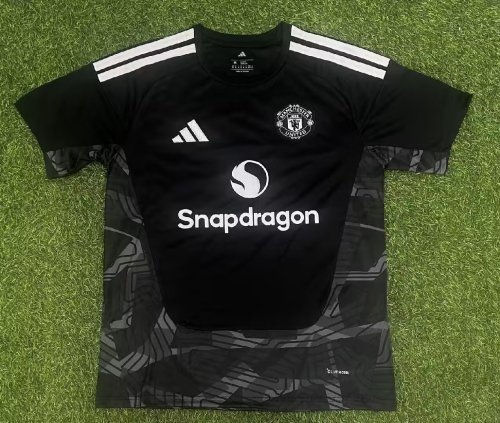 26-27 Manchester United Black Goalkeeper Fans Soccer Jersey