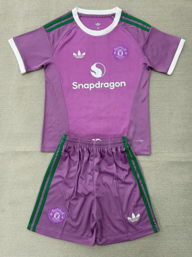 26-27 Manchester United Pink Goalkeeper Kids Soccer Jersey