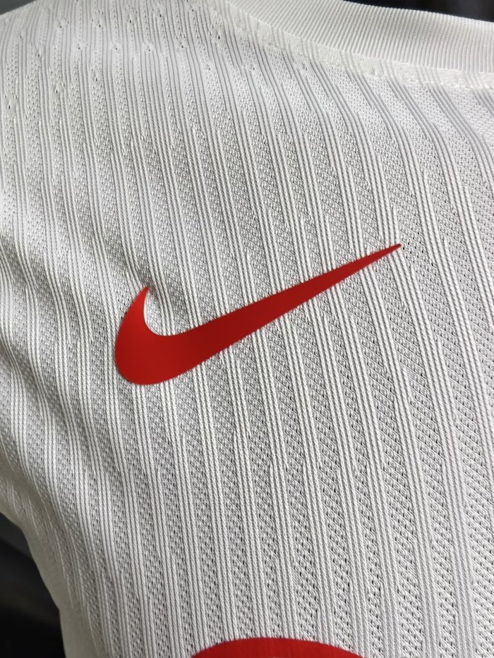26-27 Paris Saint-Germain White Player Version Training shirts