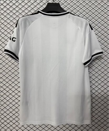 26-27 Frankfurt Away Fans Soccer Jersey