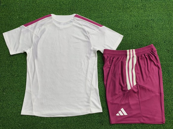26-27 Real Madrid High Quality Player Version Training Short Suit  (球员套装)