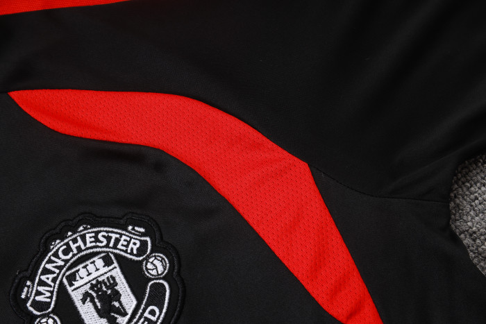 26-27 Manchester United High Quality Half Pull Tracksuit