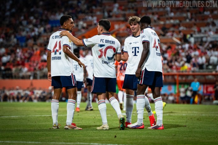 26-27 Bayern Away Print Special Edition Font Player Version Soccer Jersey (印特别版字体)