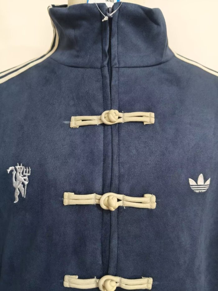 26-27 Manchester United Denim New Pattern Tang-Style Jacket