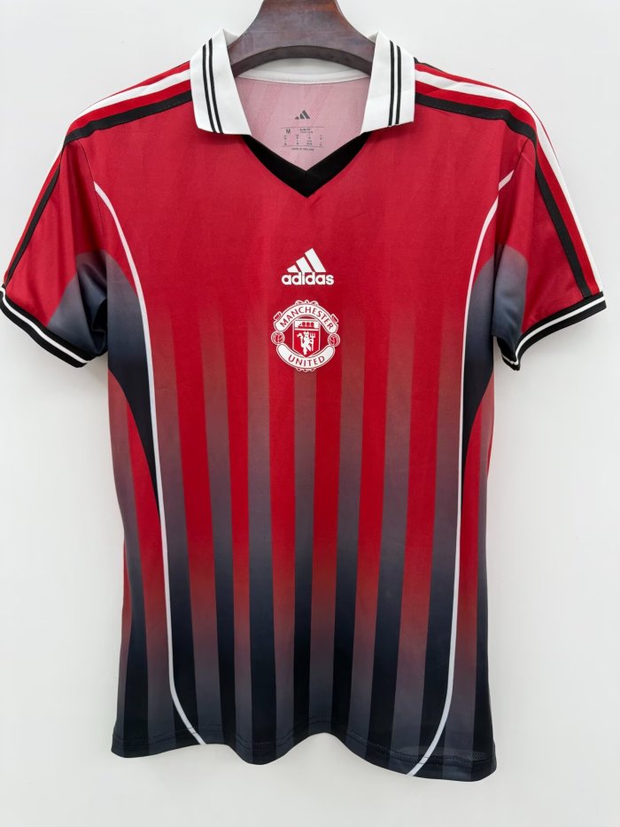 26-27 Manchester United Red Casual Version Training shirts