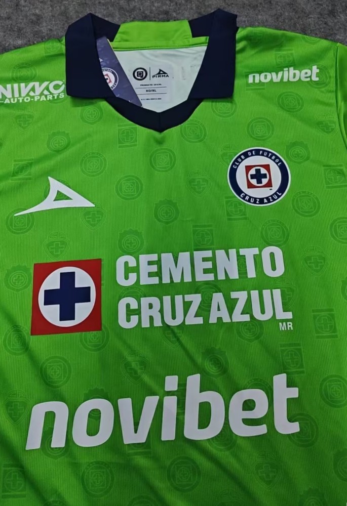 26-27 Cruz Azul Green GoalKeeper Fans Soccer Jersey