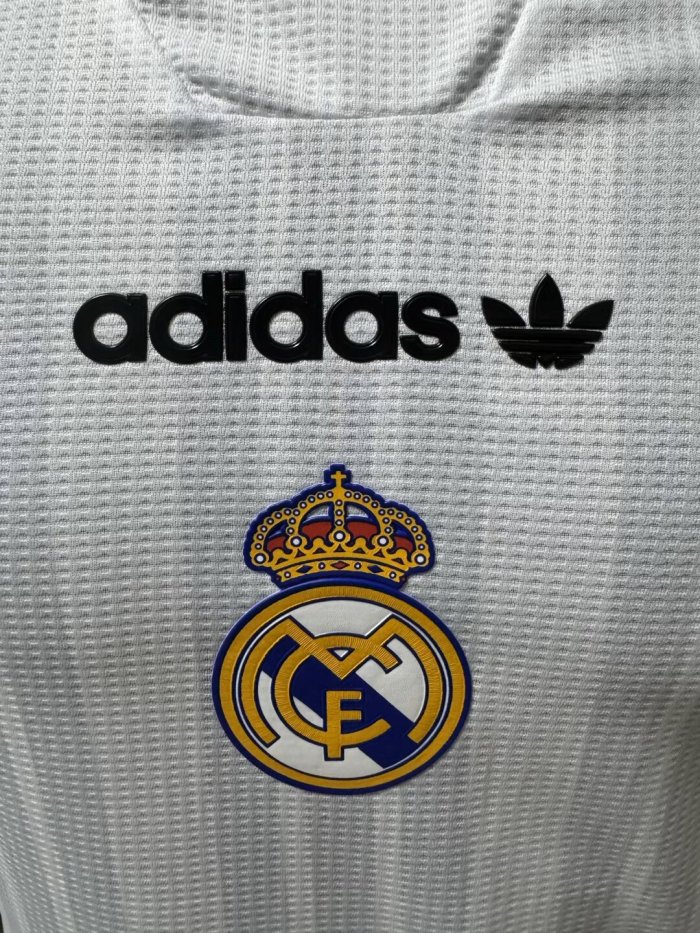 26-27 RMA White Player Version Training shirts