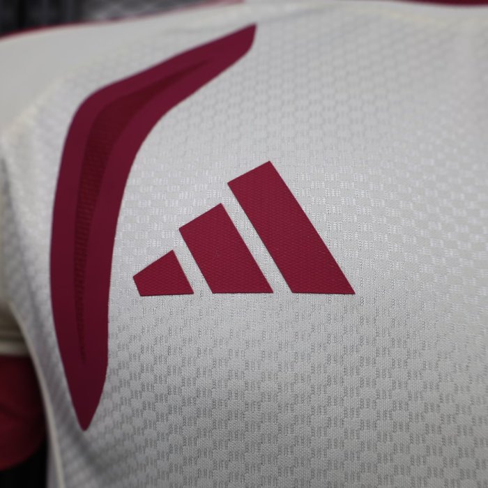 26-27 RMA White Player Version Training shirts