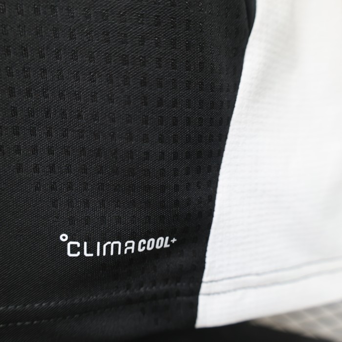 26-27 Liverpool Black Player Version Training Shirts