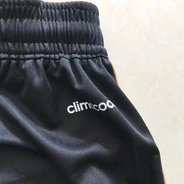 2011-2012 Real Madrid Black Retro Shorts Pants