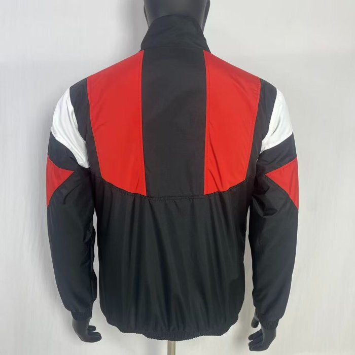 2026 Manchester United New Pattern Windbreaker