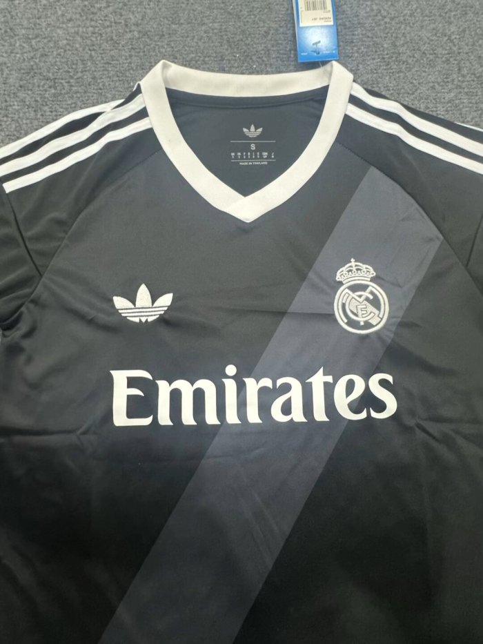 27-28 RMA Away Fans Soccer Jersey