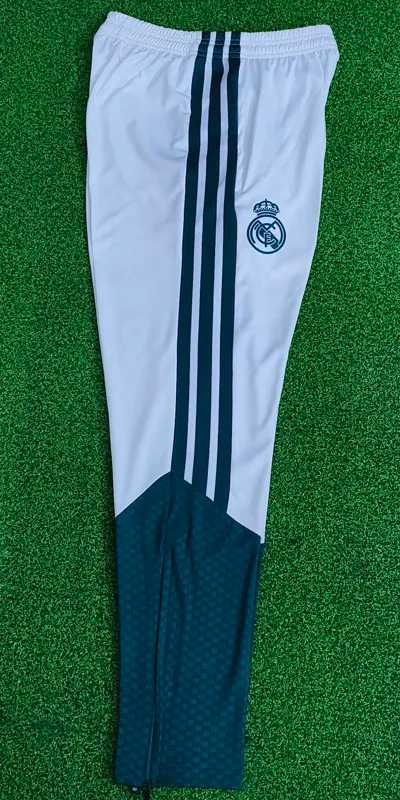 26-27 RMA White Training Long Pants (Have Pocket)