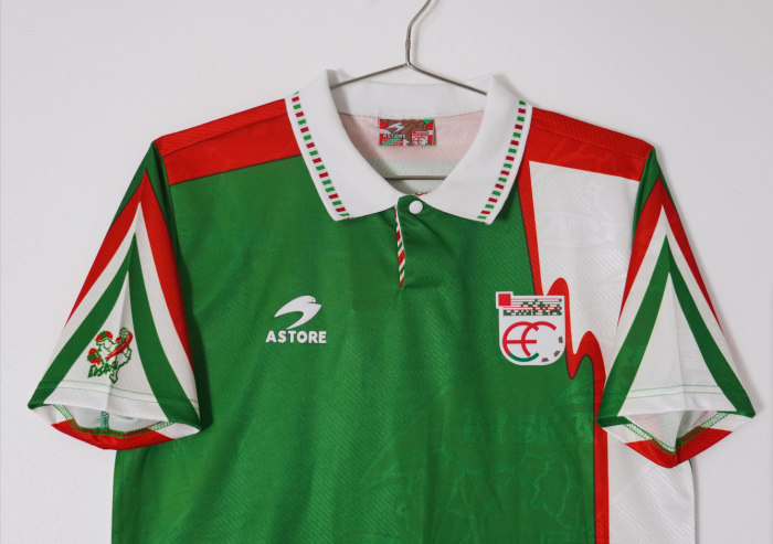 1993-1994 Charlton Athletic Home Retro Soccer Jersey