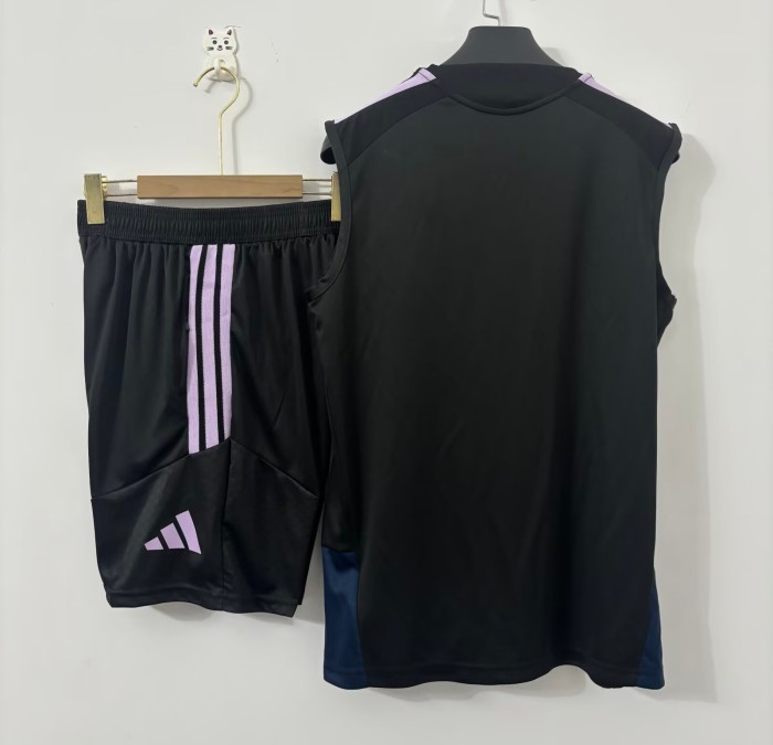 26-27 Newcastle High Quality Tank Top And Shorts Suit