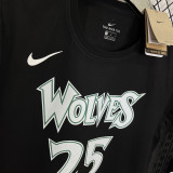 T178 Wolves ROSE #25 Black High Quality Casual T-Shirt