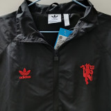 24-25 Man Utd Black Windbreaker