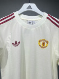 24-25 Man Utd Beige Training shirts (High Quality)