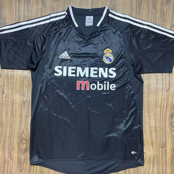 2004-2005 RMA Away Black Retro Soccer Jersey
