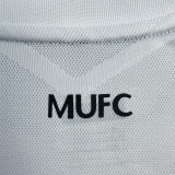 2010-2011 Man Utd Away White Long sleeve Retro soccer jersey (长袖) 欧冠版