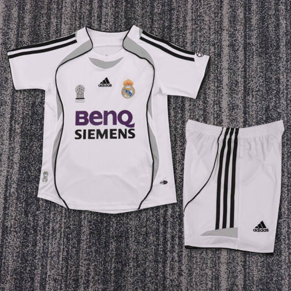 2006-2007 RMA Home Kids Retro Soccer Jersey