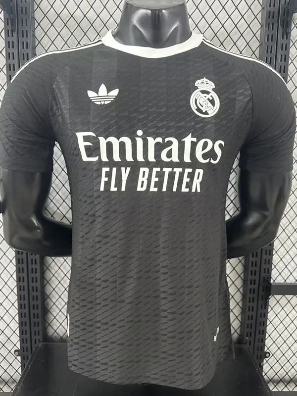 2025-26 Real Madrid  Black GoalKeeper Player Version Soccer Jersey