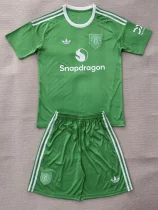 2025-26 Man Utd Green GoalKeeper Kids Soccer Jersey