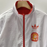 2026-27 Spain Red & White Double Sided Windbreaker (双面风衣)