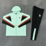 2026-27 France Light green Windbreaker Suit (风衣套装)