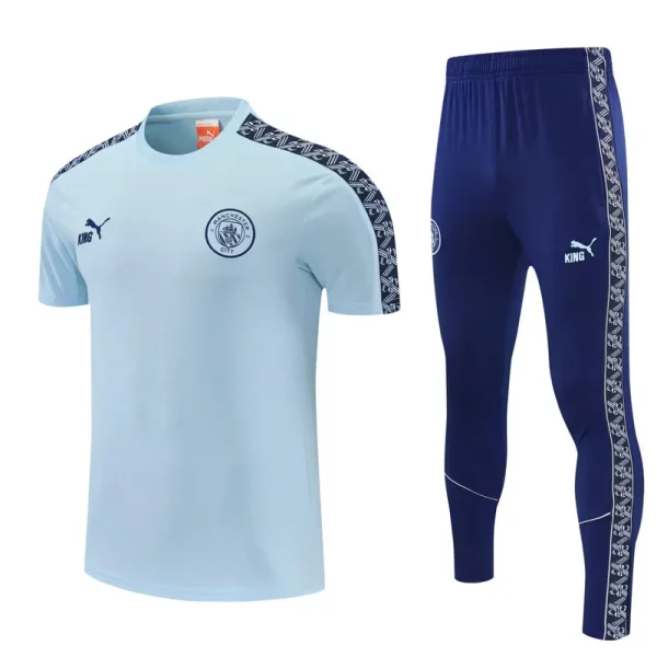 26-27 Man City Light blue Short shirts and Long trousers Suit (圆领)