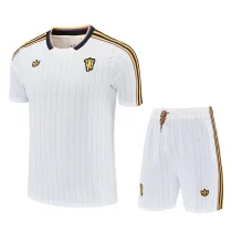 25-26 Man Utd White Training Short Suit