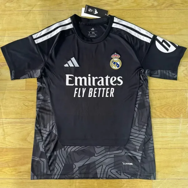 26-27 RMA Black Goalkeeper Fans Soccer Jersey