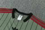 26-27 Bayern Army green Short shirts and Long trousers Suit (圆领)