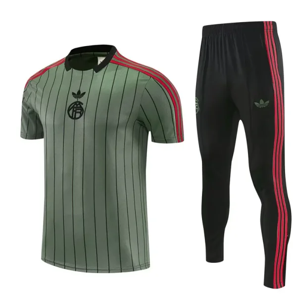 26-27 Bayern Army green Short shirts and Long trousers Suit (圆领)