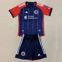 24-25 New England Revolution Home Kids Soccer Jersey (带章)