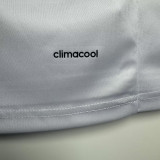 2016-2017 Japan Away Retro Soccer Jersey (背后空白)