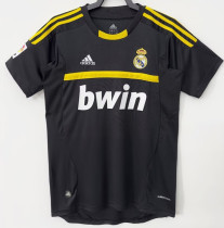 2011-2012 RMA Black GoalKeeper Retro Soccer Jersey (带章)