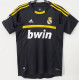 2011-2012 RMA Black GoalKeeper Retro Soccer Jersey (带章)
