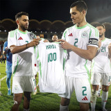 24-25 Algeria Home 2 Stars Fans Soccer Jersey *带二星