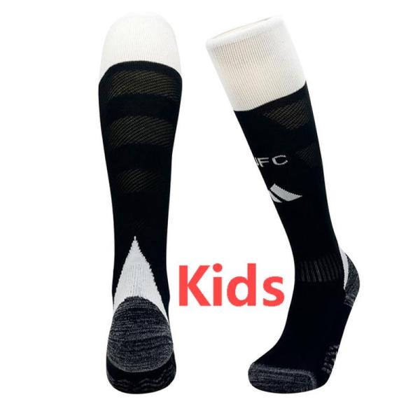 24-25 Newcastle Home Black Kids Socks(儿童)