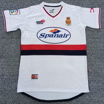 2001-2002 Mallorca White Retro Soccer Jersey *带章