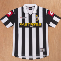 2001-2002 JUV Home Retro Soccer Jersey